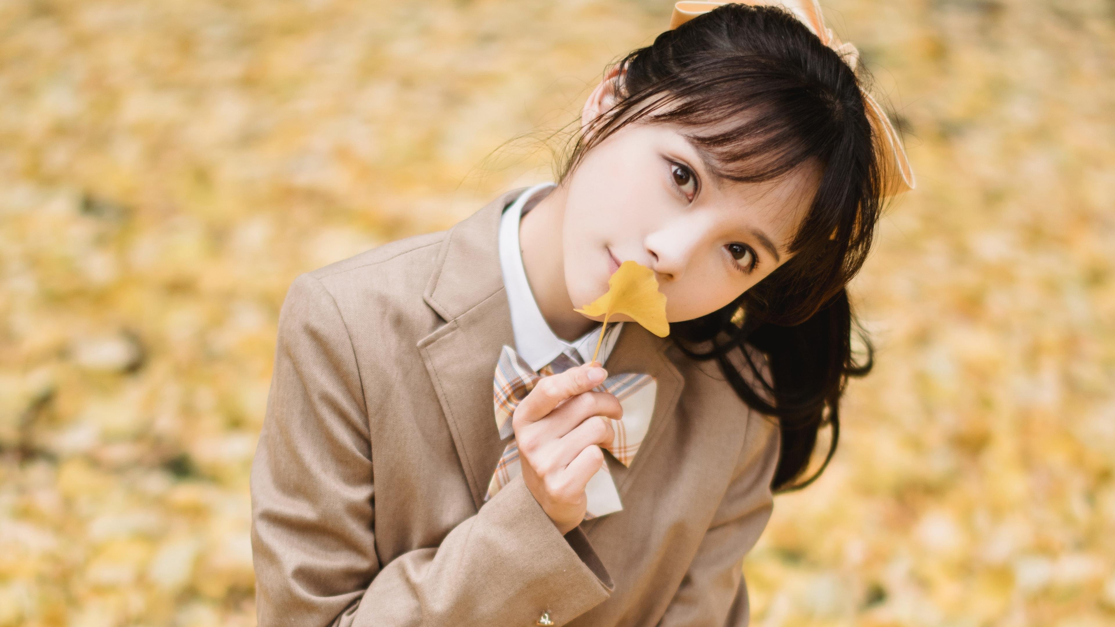 爱游戏娱乐-赛季积分榜变化频繁各支球队全力拼搏争夺最后晋级名额，赛季总得分排名